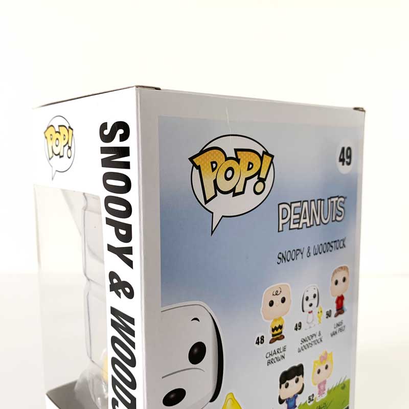 funko pop snoopy on doghouse