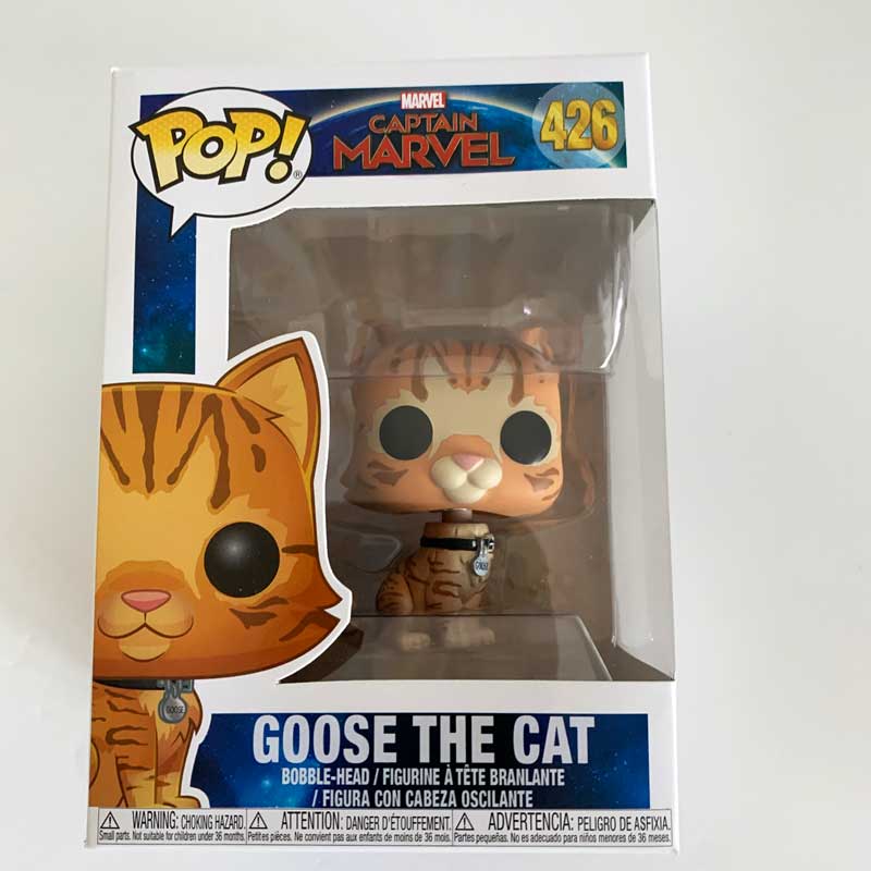 Captain Marvel & Goose the Cat 11 Action Doll Hasbro 